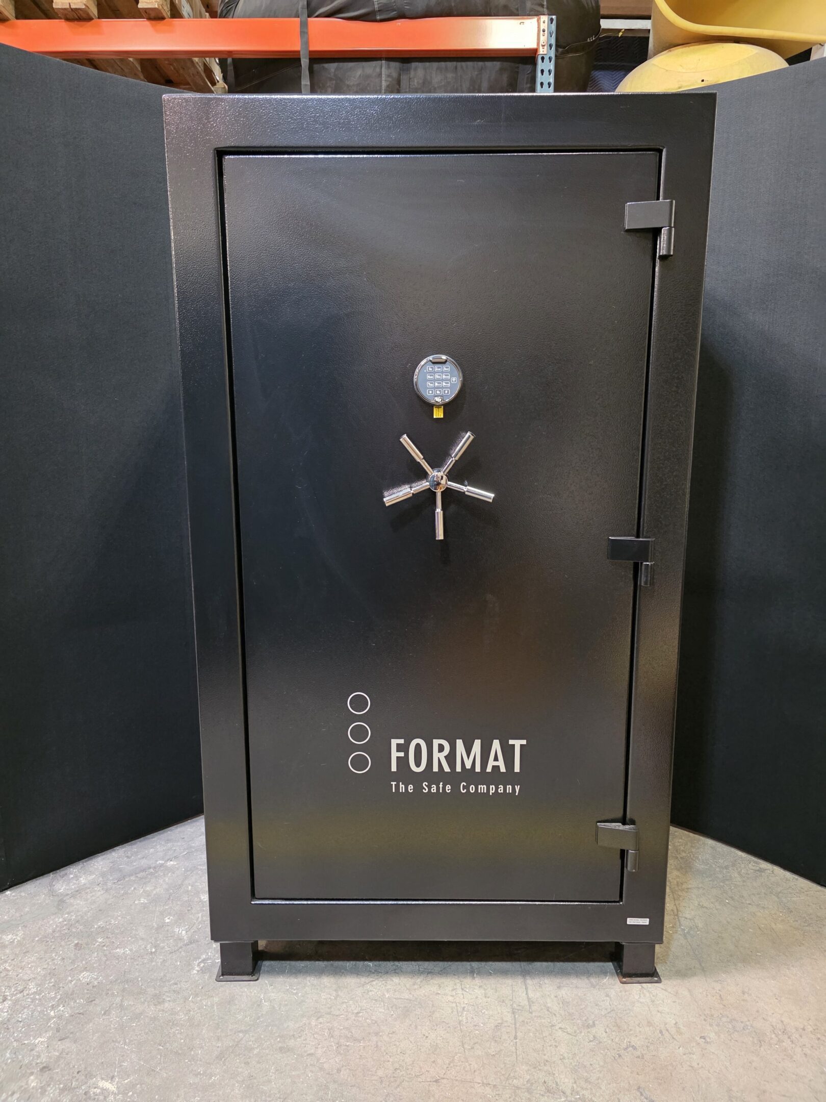 Safe 4 – HD3</br>
72H×30D×40W | $1,275