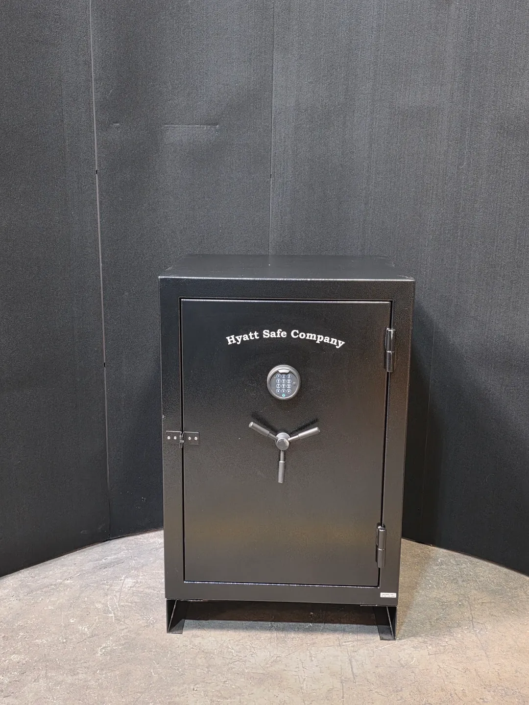 Safe 1 – HD1</br>
42H×26D×30W | $750